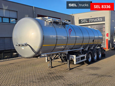 Kässebohrer STB used