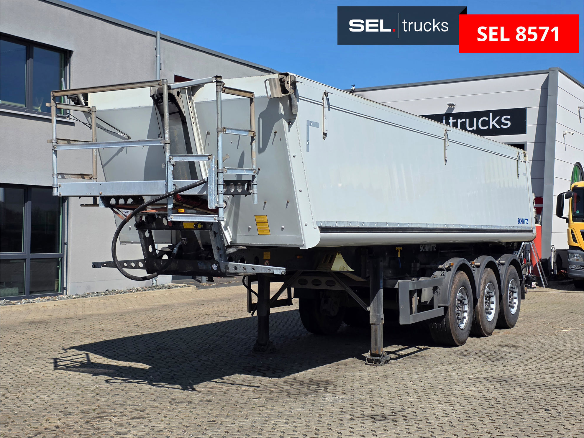 Schmitz Cargobull Gotha SKI 24 SL 8.2 used  Trailer