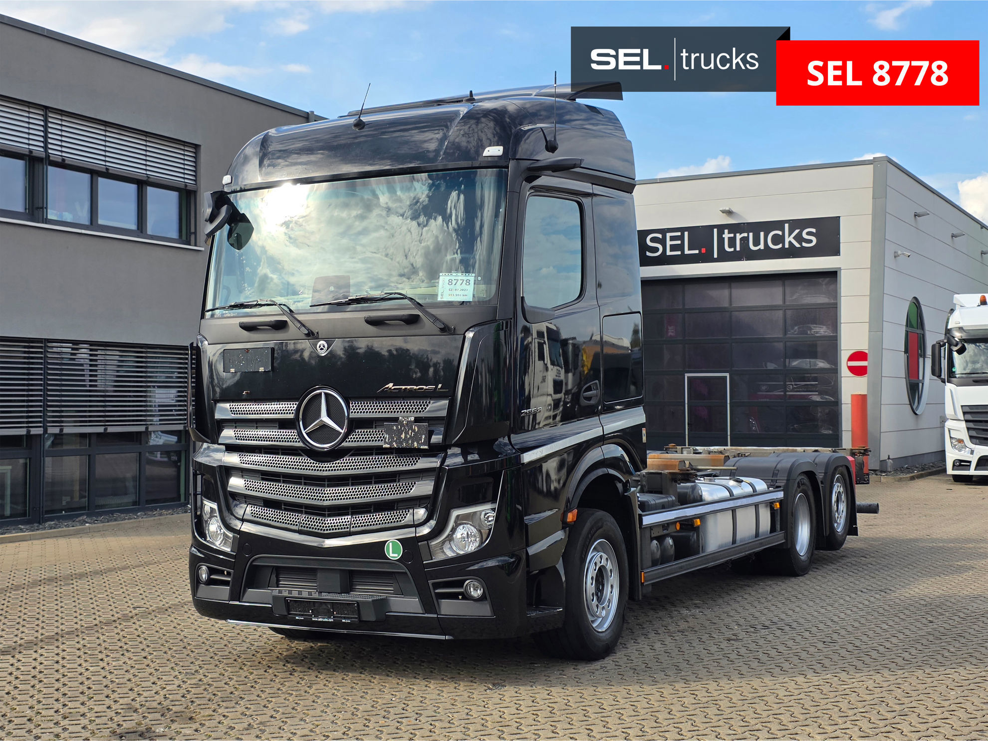 Mercedes-Benz Actros 2553 used Trucks