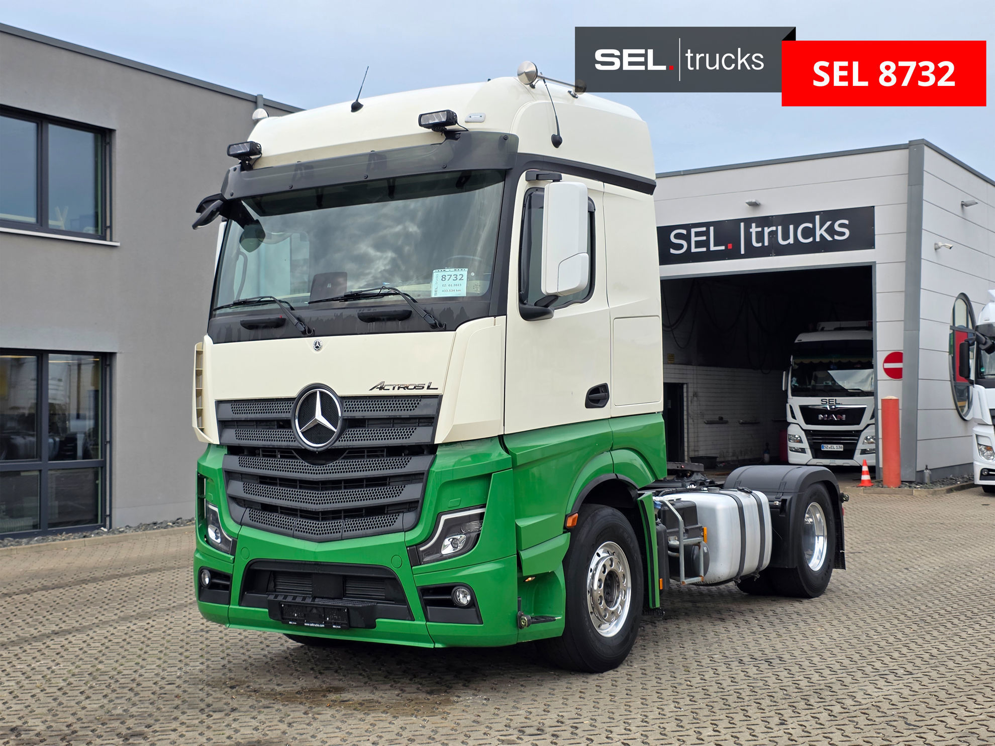 Mercedes-Benz Actros 1846 used Trucks